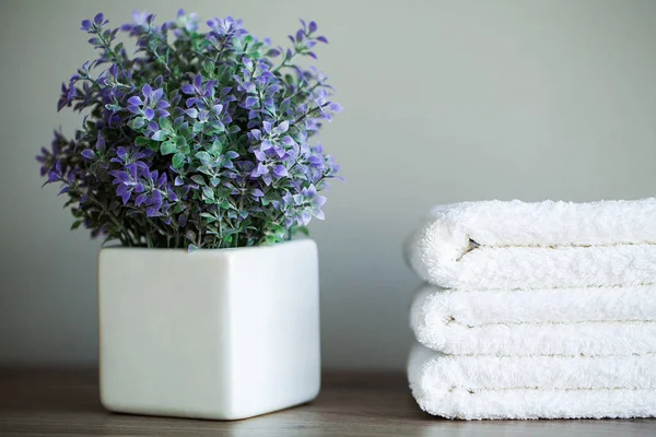 Spa. White Cotton Towels Use In Spa Bathroom. Towel Concept. Photo For Hotels and Massage Parlors. Purity and Softness. Towel Textile — Stock Photo, Image