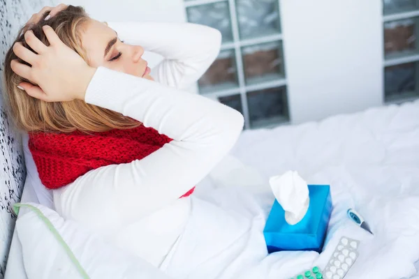 Fever And Cold. Portrait Of Beautiful Woman Caught Flu, Having Headache And High Temperature. Closeup Of Ill Girl Covered In Blanket, Feeling Sick Holding Thermometer. Health care. High Resolution — Stock Photo, Image