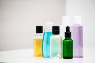 Duş malzemeleri. Spa tedavisi kompozisyon kozmetik ürünleri.
