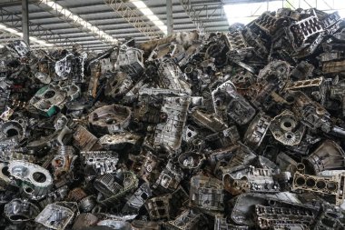 Motor hurdalığı, çatlak motor bloğu, geri dönüşüm için alüminyum