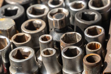 araba tamiri için ayarlanmış kullanılmış kadın soket araçları.