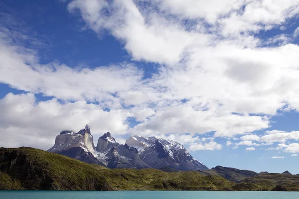 Cuernos Del Paine Avec Météo Typique Patagonie Vue Depuis Lac — Photo