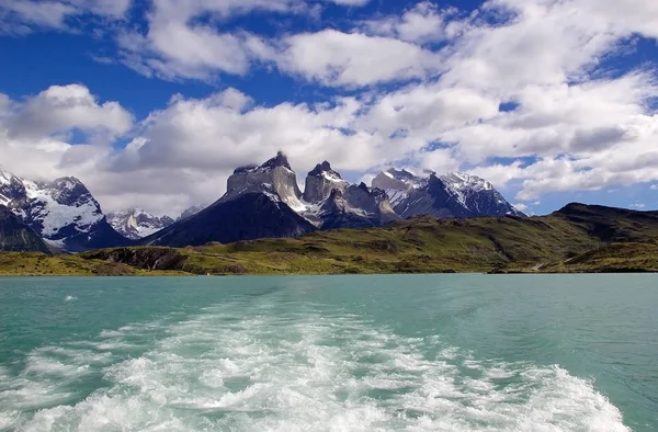 Cuernos Del Paine Mit Typischem Patagonischen Wetter Blick Vom Lake — Stockfoto