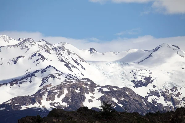 Góry Śnieg Wzdłuż Chodnika Lodowca Szary Torres Del Paine National — Zdjęcie stockowe