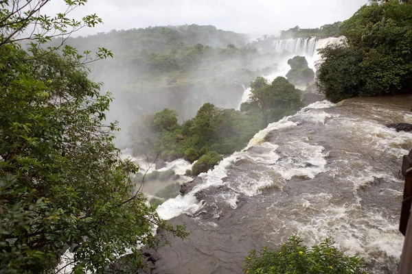 Iguazu Falls i den argentinska sidan — Stockfoto