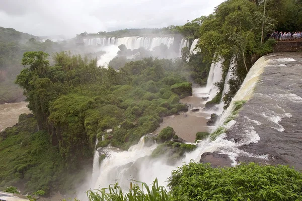 Iguazu Falls i den argentinska sidan — Stockfoto