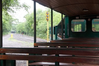 Yağmur ormanları tren, Arjantin tarafında Iguazu Şelalesi