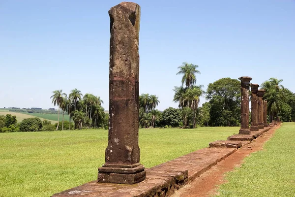Ruinas de Jesús de Tavarangue localizadas en Itapua, Paraguay — Foto de Stock