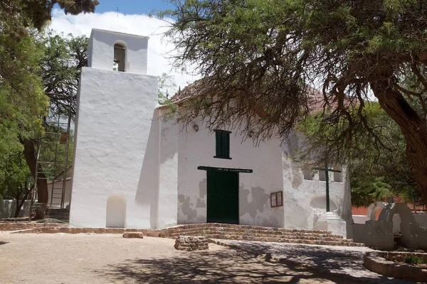 Forntida kyrka i Purmamarca, Jujuy-provinsen, Argentina — Stockfoto