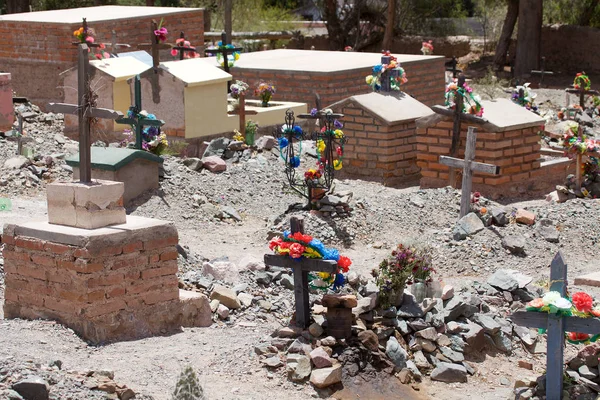 Νεκροταφείο στην Purmamarca, επαρχία Τζουγιού, Αργεντινή — Φωτογραφία Αρχείου
