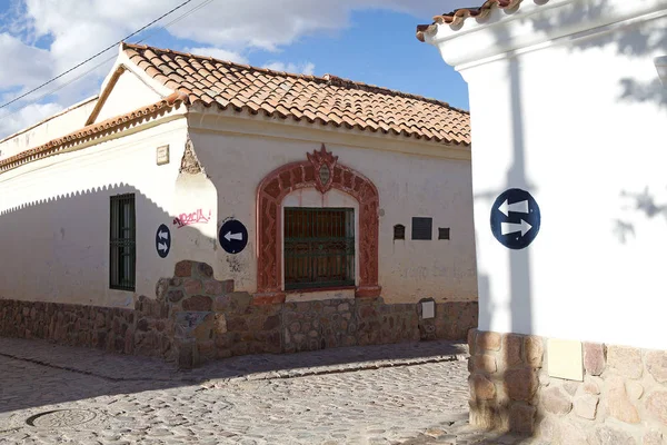 Sinais de trânsito em Humahuaca, província de Jujuy, Argentina — Fotografia de Stock