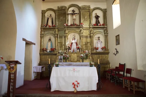 Molinos kasabasındaki kilise — Stok fotoğraf