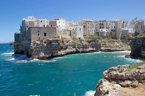 Polignano Mare Apulia Włochy Jest Miasto Południowych Włoszech Nad Adriatykiem — Zdjęcie stockowe