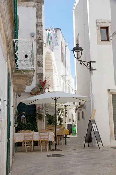 Restaurante Locorotondo Rua Centro Apúlia Itália Locorotondo Está Localizado Sudeste — Fotografia de Stock