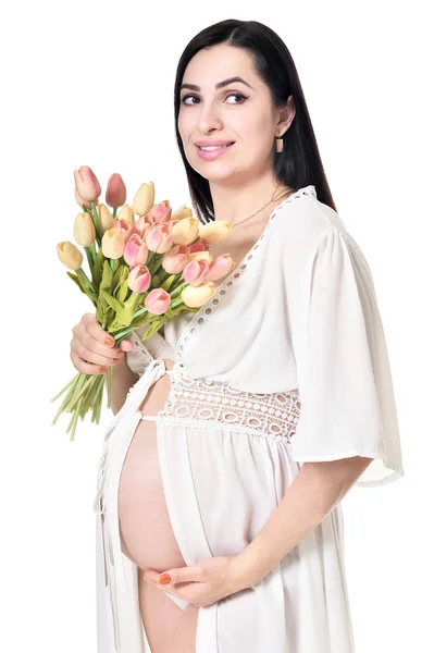 Hermosa Mujer Embarazada Con Tulipanes Aislados Sobre Fondo Blanco — Foto de Stock