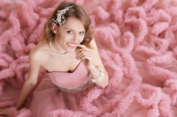 Beautiful Young Woman Pink Dress Posing — Stock Photo, Image