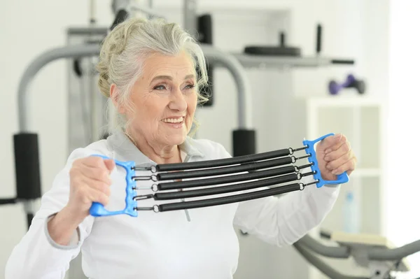 Allenamento Sportivo Donne Anziane Con Espansore Palestra — Foto Stock