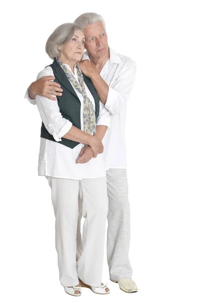 Volledige Lengte Portret Van Senior Paar Omarmen Geïsoleerd Witte Achtergrond — Stockfoto