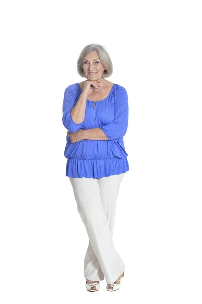 Retrato Mulher Idosa Blusa Azul Posando Isolado Fundo Branco — Fotografia de Stock
