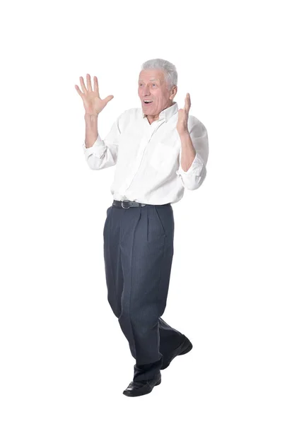 Full Längd Porträtt Förvånad Senior Man Poserar Isolerad Vit Bakgrund — Stockfoto