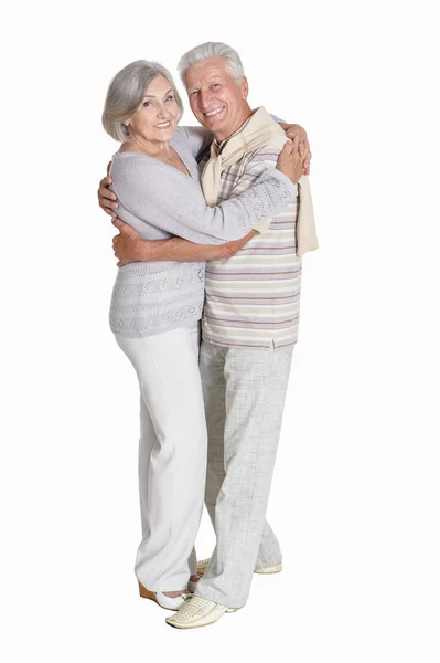 Portret Van Senior Paar Knuffelen Geïsoleerd Witte Achtergrond — Stockfoto