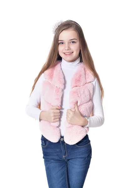 Boldog Kis Lány Rózsaszín Szőrme Mellény Pózol Elszigetelt Fehér Háttér — Stock Fotó
