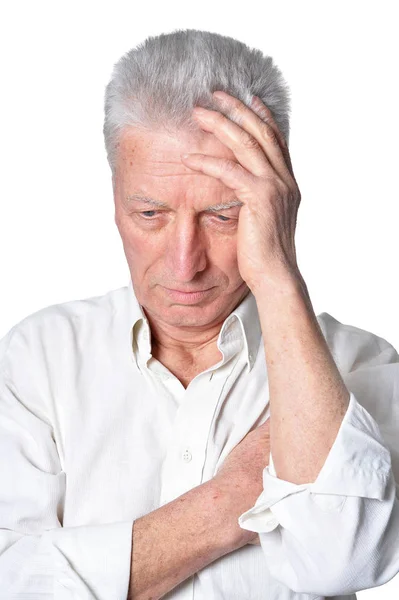 Smutné Starší Muž Neformálním Oblečení Představuje Izolované Bílém Pozadí — Stock fotografie