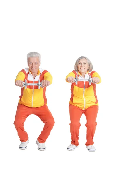 Aktives Lächelndes Seniorenpaar Übt Isoliert Auf Weiß — Stockfoto