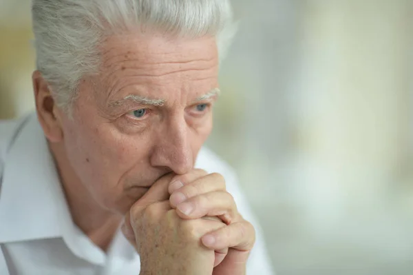 Portrait Triste Homme Âgé Maison — Photo