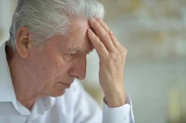 Retrato Del Hombre Mayor Triste Casa — Foto de Stock