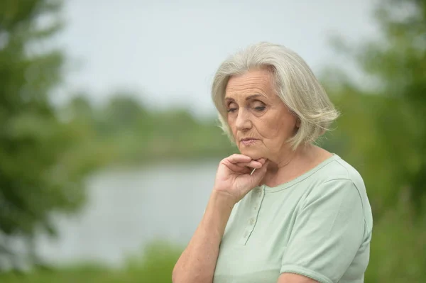 Portrait Sad Senior Woman Summer Park — Stock Photo, Image