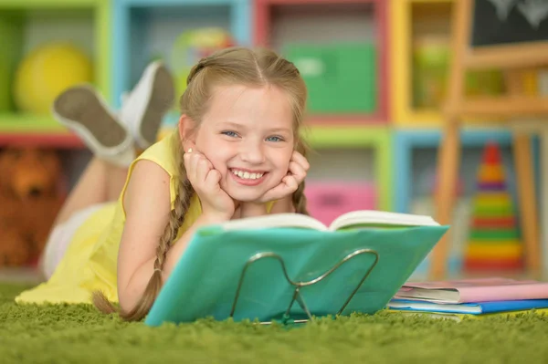 Carino Studentessa Felice Che Studia Casa — Foto Stock