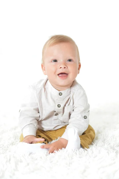 Lindo Hermoso Bebé Niño Cama — Foto de Stock