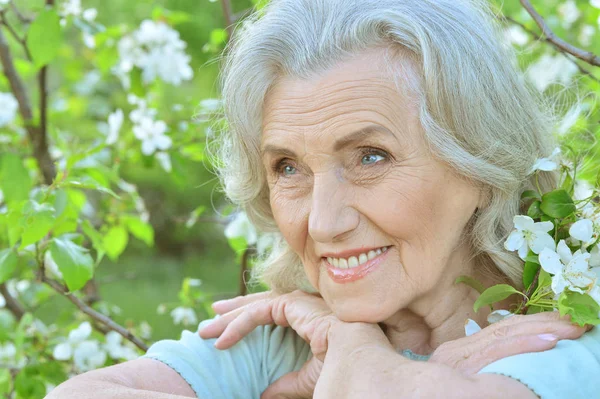 Beautiful senior woman — Stock Photo, Image