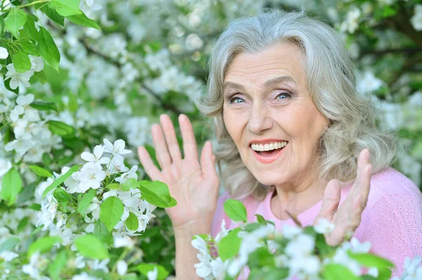 Beautiful senior woman — Stock Photo, Image