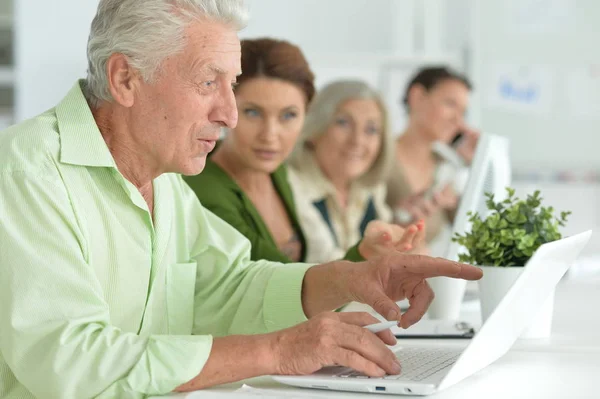 Working business people In Office — Stock Photo, Image