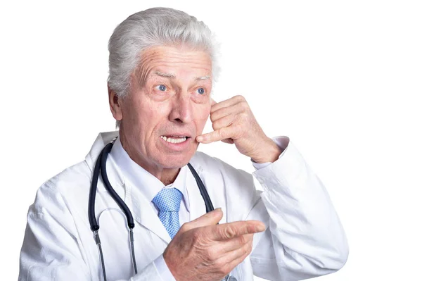 Senior medico di sesso maschile — Foto Stock