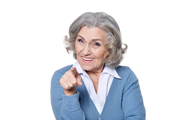 Счастливая улыбающаяся пожилая женщина — стоковое фото