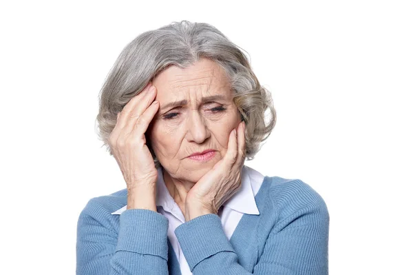 Triste Donna Anziana Con Mal Testa Isolato Sfondo Bianco — Foto Stock