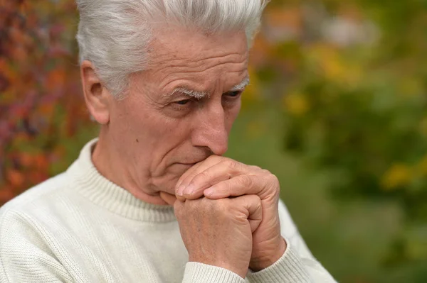 Portrait Thoughtful Senior Man Outdoors — Stock Photo, Image