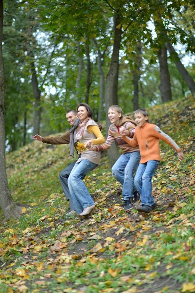 Familie Van Vier Plezier Herfst — Stockfoto