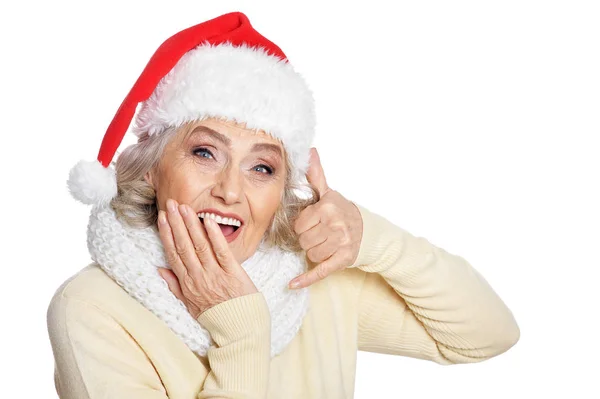 Portret Senior Kobiety Santa Hat Pokazuje Wywołania Podpisać Białym Tle — Zdjęcie stockowe