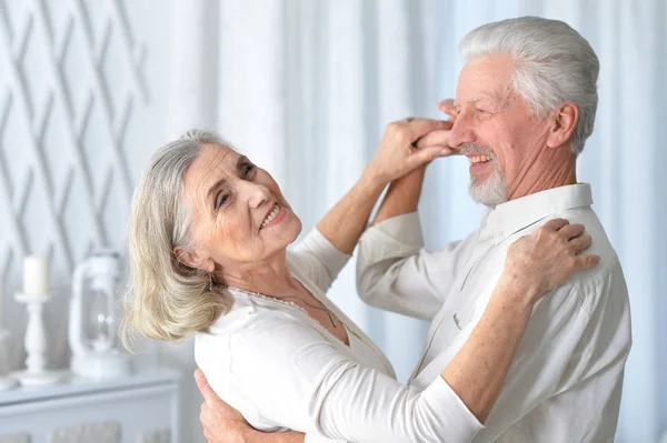 Smiling senior couple dancing — Stock Photo, Image