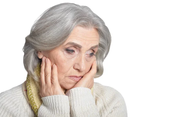 Triste Donna Anziana Isolata Sfondo Bianco — Foto Stock