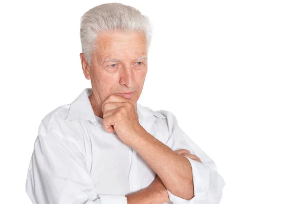 Porträt Eines Denkenden Älteren Mannes Isoliert Auf Weißem Hintergrund — Stockfoto