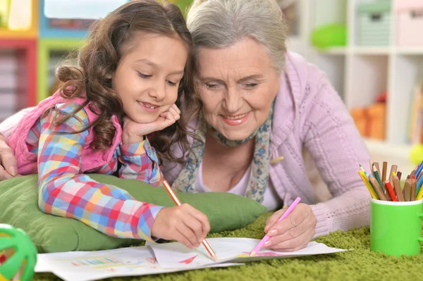 Grandmother Granddaughter Drawing Together — Stock Photo, Image