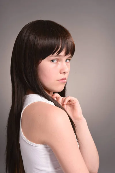Portrait Cute Girl Dark Hair Posing — Stock Photo, Image