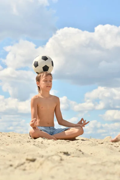 Boy Ball Beach Summer Day — Stock Photo, Image