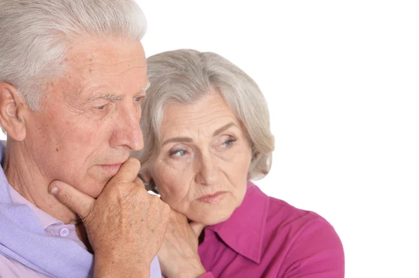 Portret Van Triest Senior Paar Geïsoleerd Witte Achtergrond — Stockfoto