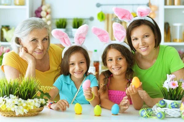 Het Dragen Van Roze Rabbit Ears Voorbereiden Paasvakantie Gelukkige Familie — Stockfoto